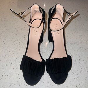 Kate Spade Suede Ruffle Heel W8.5